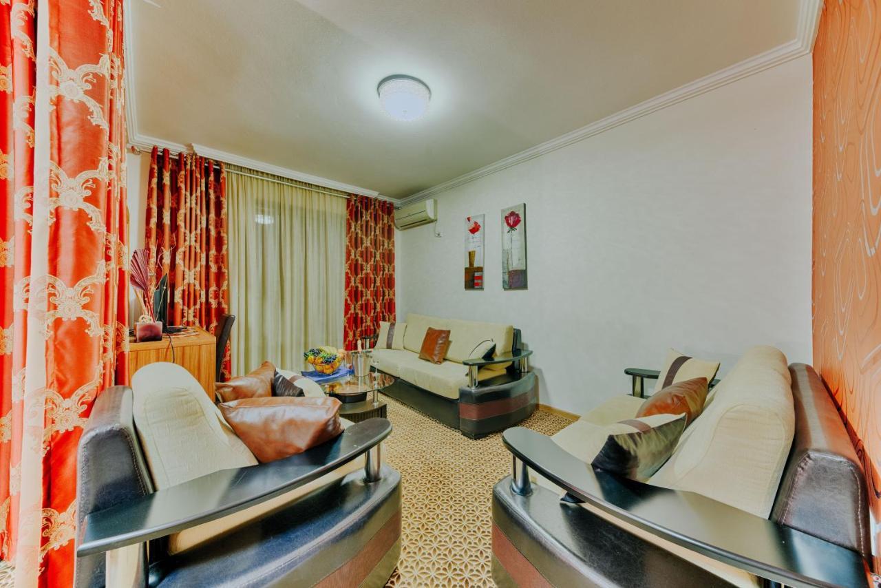 Hotel Lion Улцинь Экстерьер фото